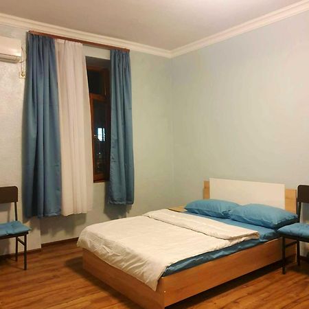Apartment Near Sasundci Davit Metro Station Jerevan Eksteriør bilde