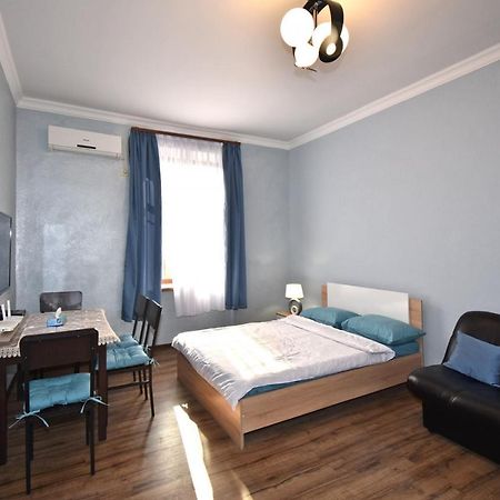 Apartment Near Sasundci Davit Metro Station Jerevan Eksteriør bilde
