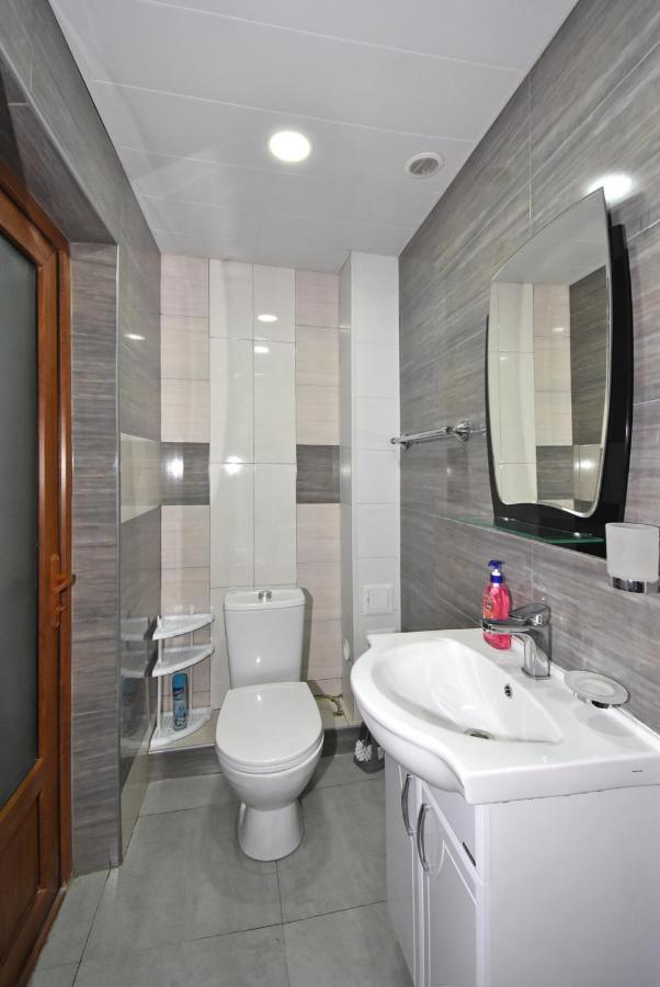 Apartment Near Sasundci Davit Metro Station Jerevan Eksteriør bilde